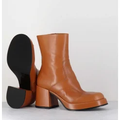 Boots 70S En Cuir Beige - Archi Cuoio