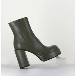 Boots 70S En Cuir Khaki - Aiko Nappa Oberoy
