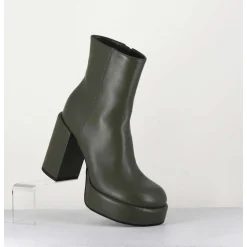 Boots 70S En Cuir Khaki - Aiko Nappa Oberoy