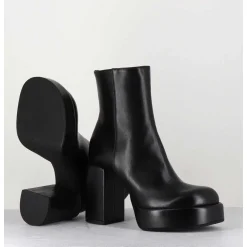 Boots 70S En Cuir Noir - Aiko Nappa Nero