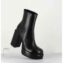 Boots 70S En Cuir Noir - Aiko Nappa Nero