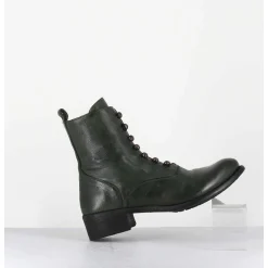 Boots Souples En Cuir Vert A Boutons - Lison Caou036 Verde