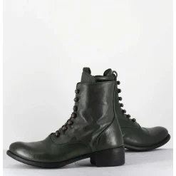 Boots Souples En Cuir Vert A Boutons - Lison Caou036 Verde