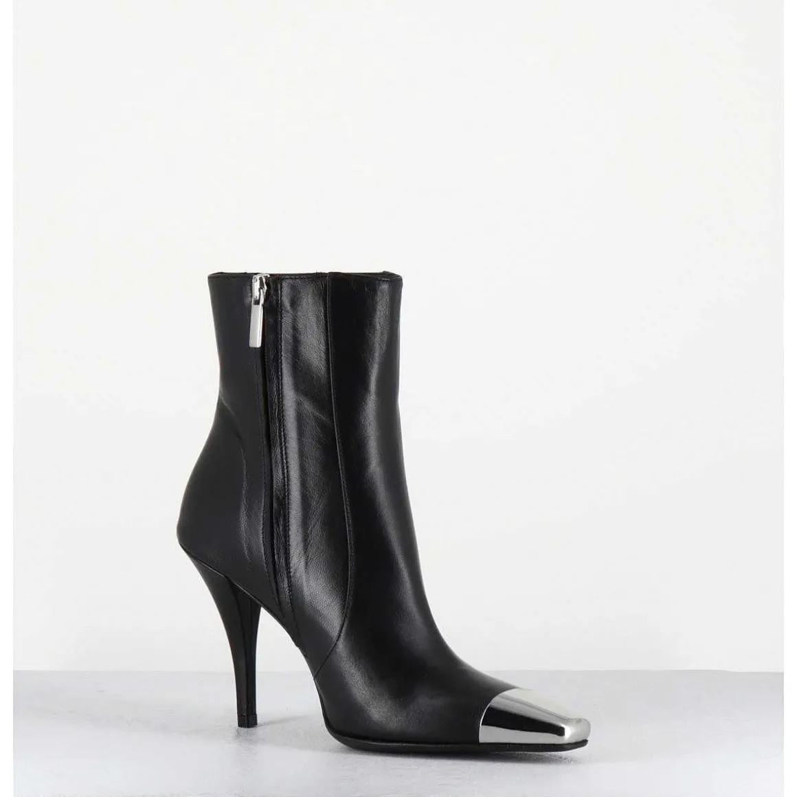 Boots Talon Haut Cuir Noir Bout Argent - Mecha1