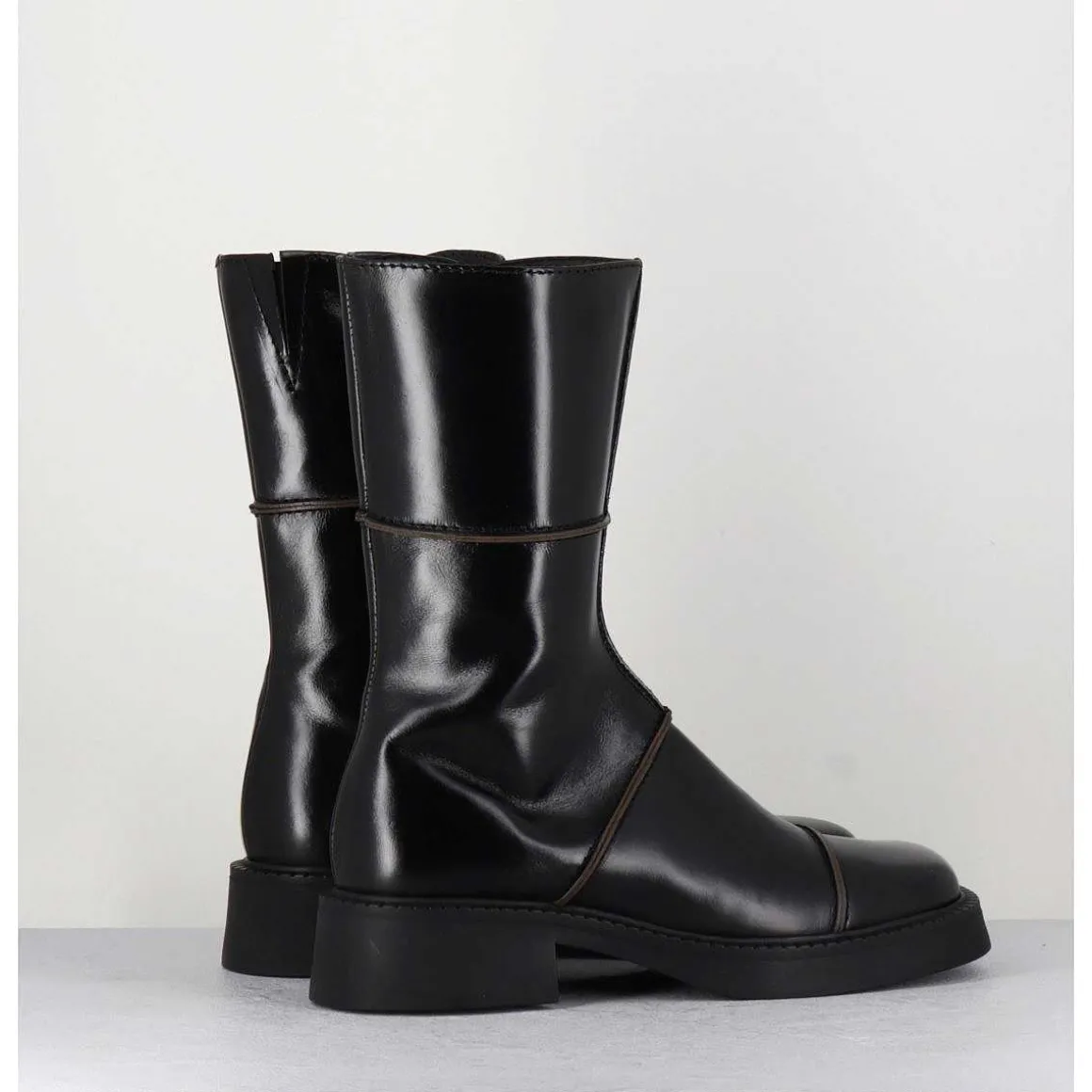 Boots Tige Mi-Haute En Cuir A Bout Carre Large - Dahlia Black Boots