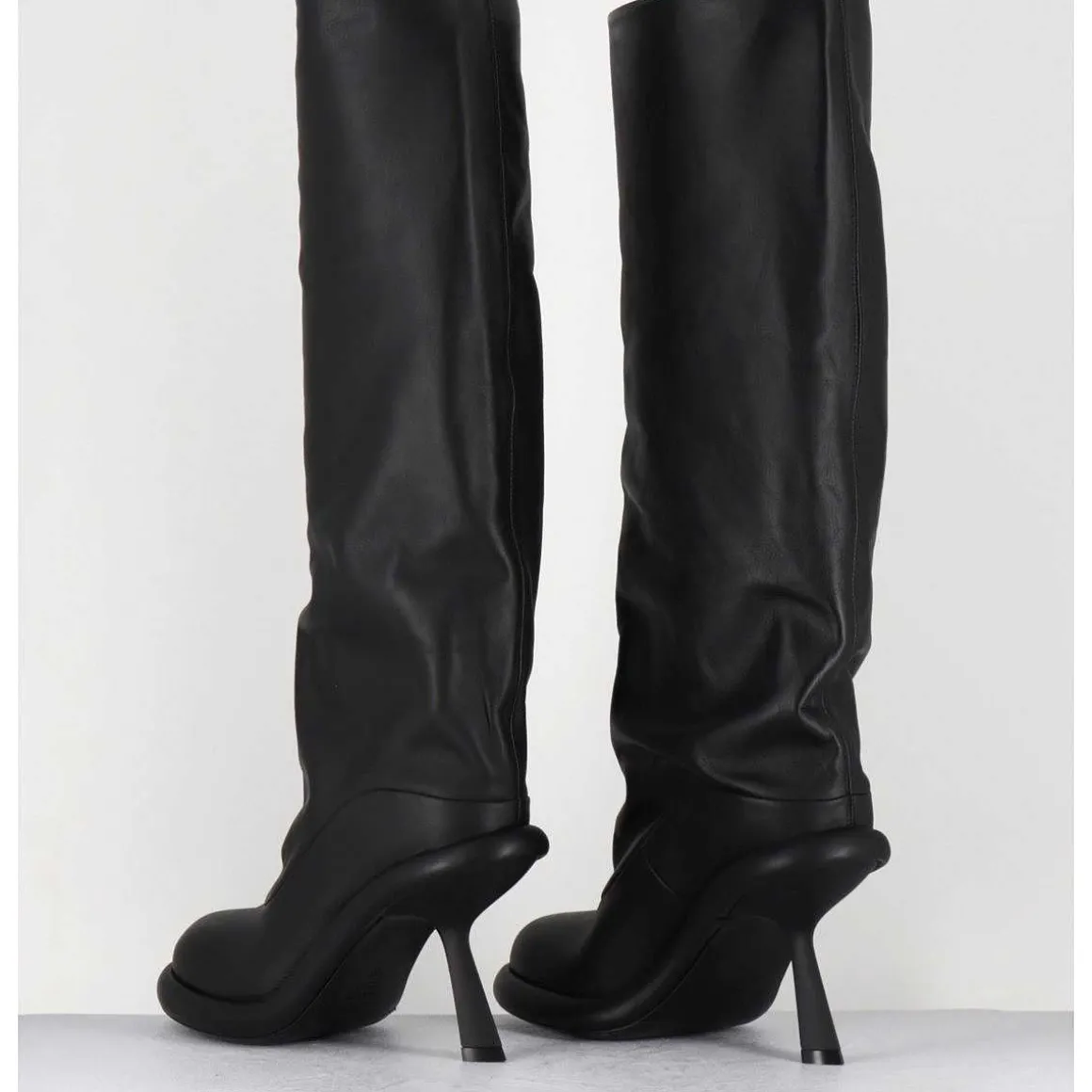 Bottes Tubulaires En Cuir Noir Talon Destructure - 1D7804D Island Black