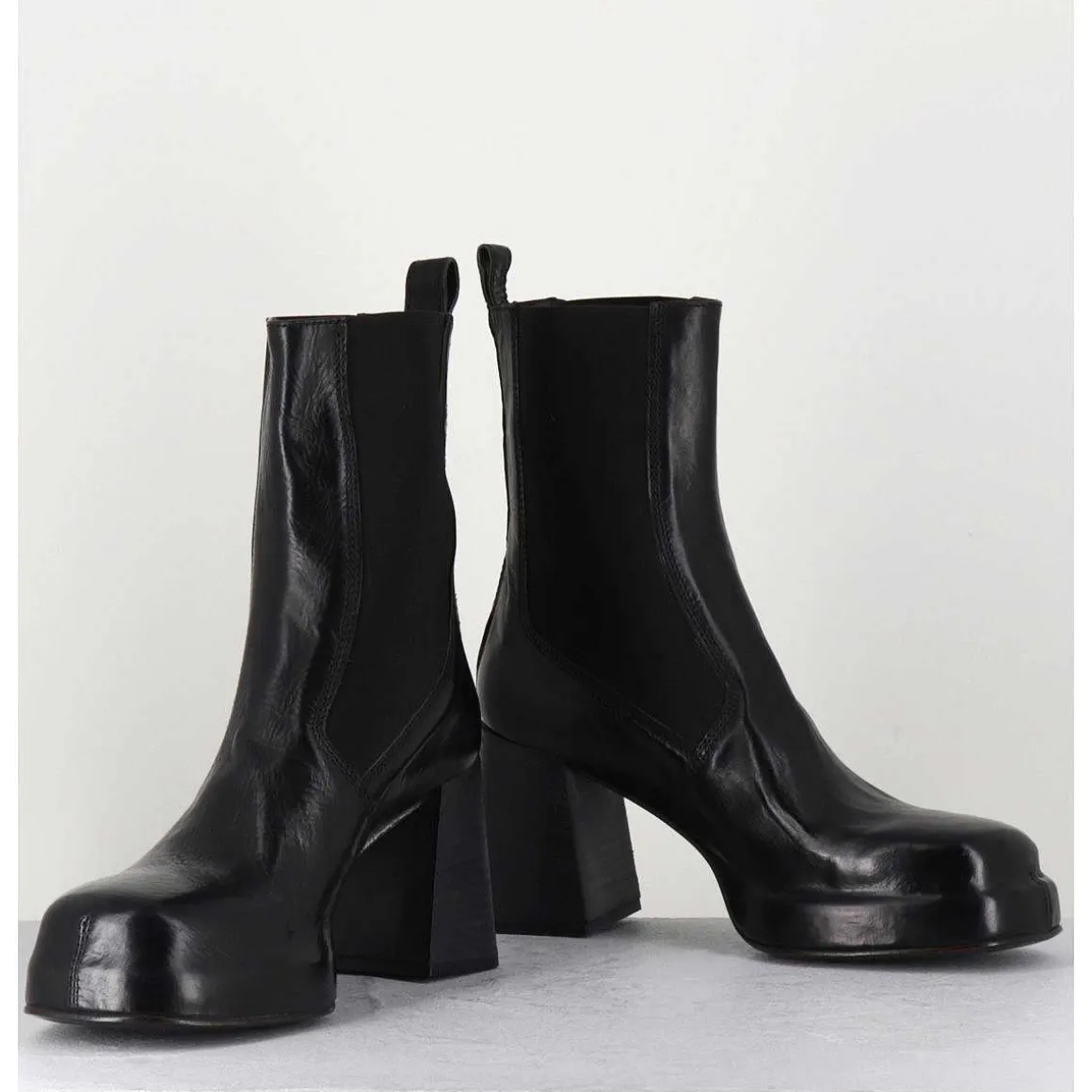 Bottines Chelsea En Cuir Noir Brillant - Cw337 Nero