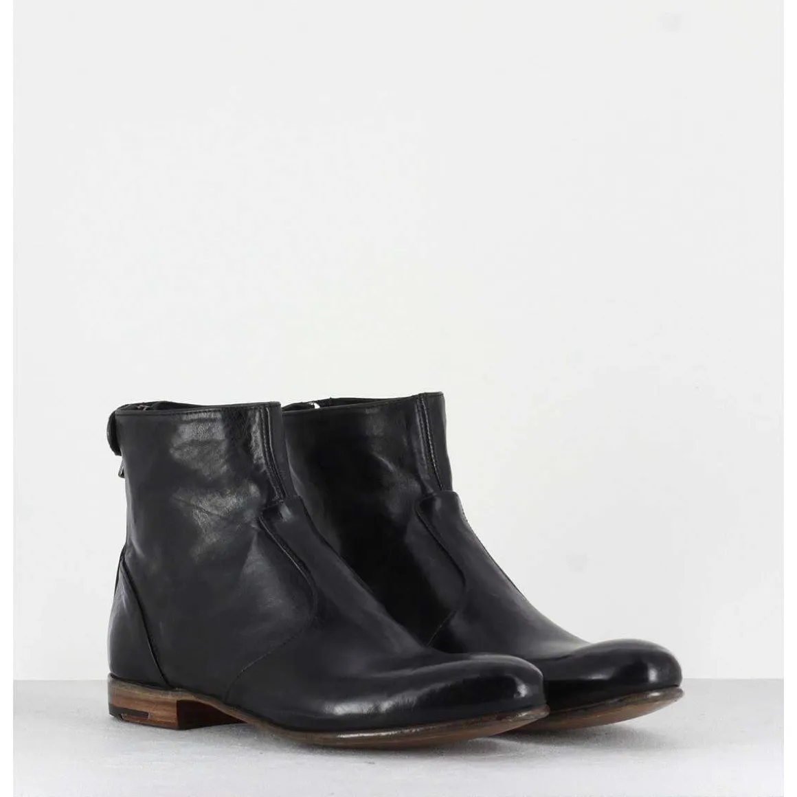 Bottines Plates En Cuir Noir Alberto Fasciani - Perla37031