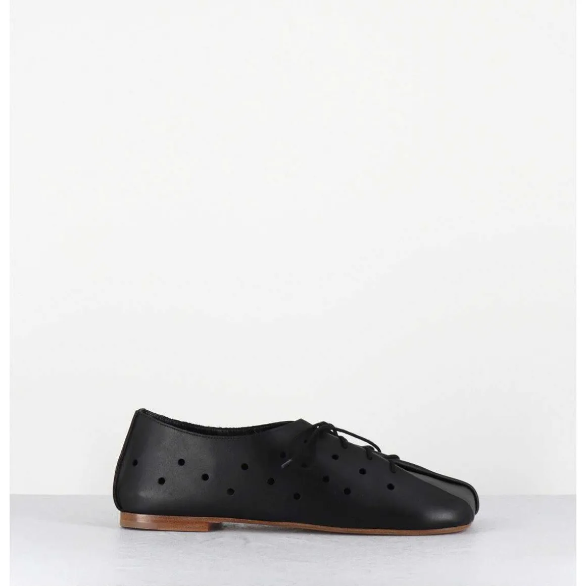 Chaussures Minimalistes A Lacets En Cuir Noir Perfore - Ab4651 Nappato Nero
