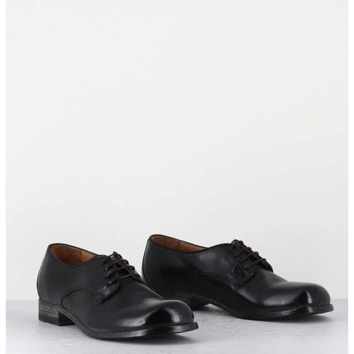 Derbies A Lacets En Cuir Noir Ligne Japonisante - 45401A Cris Nero