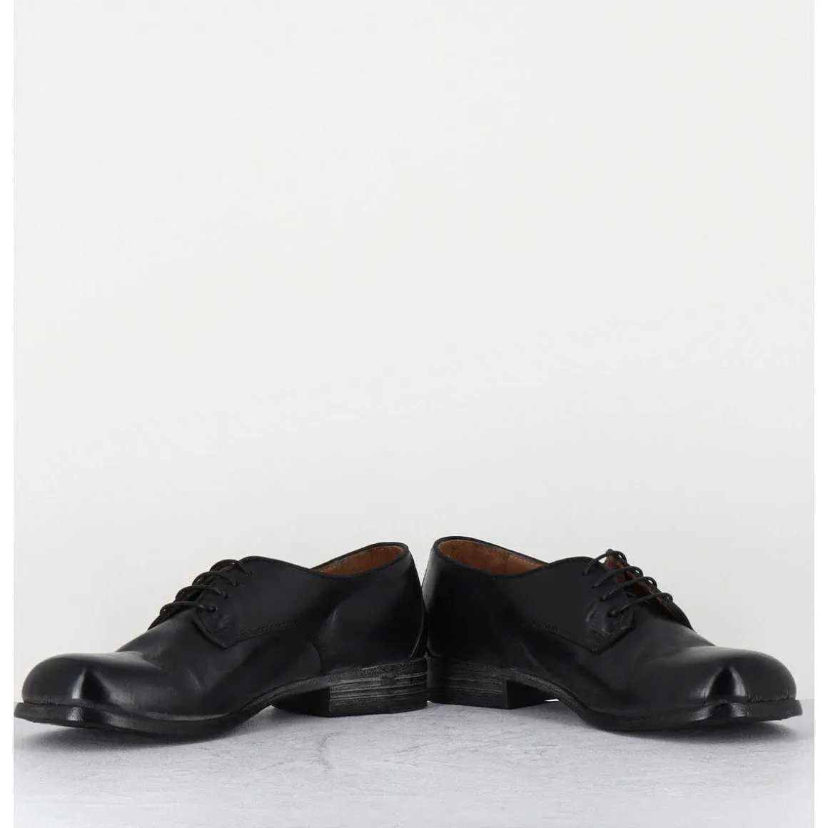 Derbies A Lacets En Cuir Noir Ligne Japonisante - 45401A Cris Nero