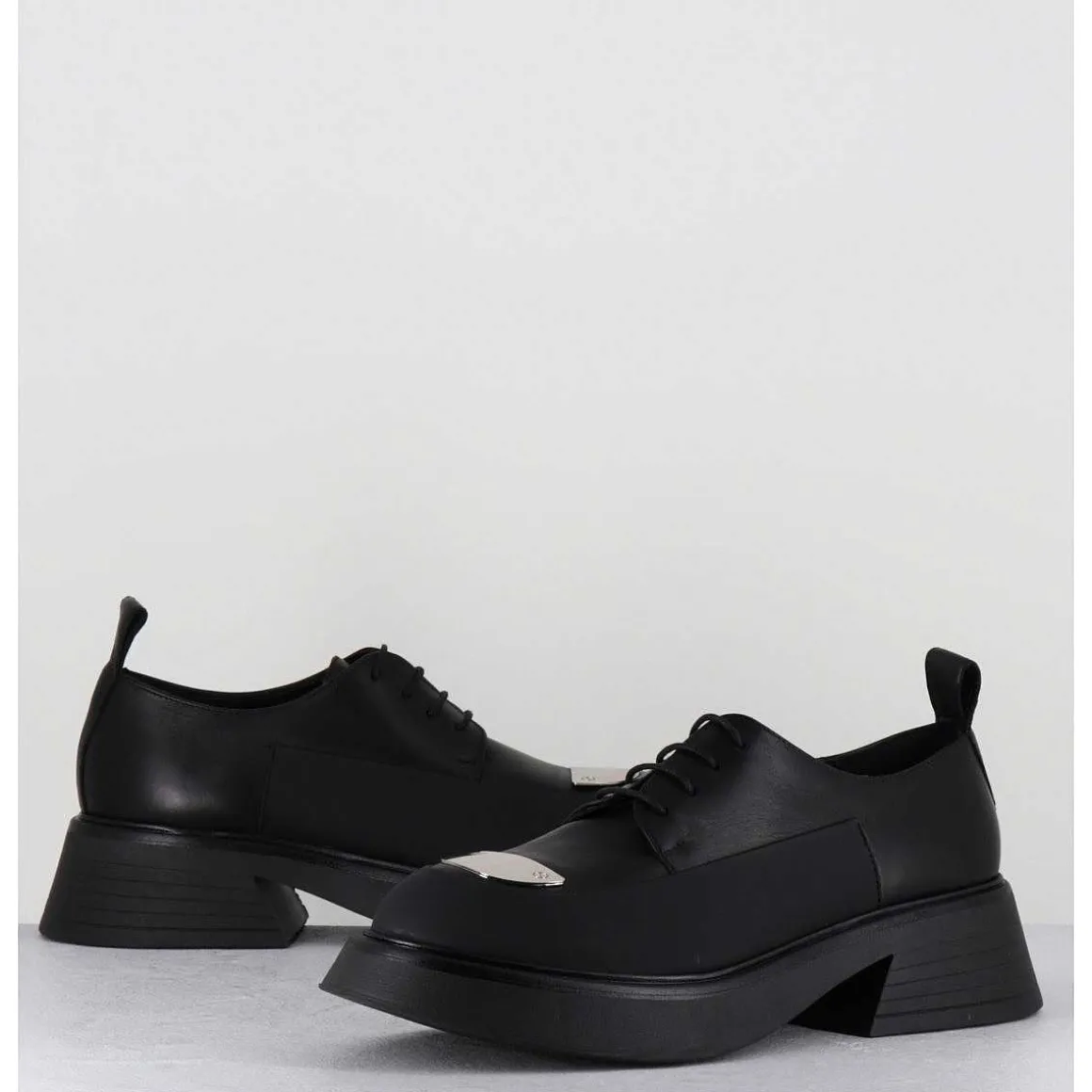 Derbies En Cuir Noir Bout Metallique - Pike Savana Nero