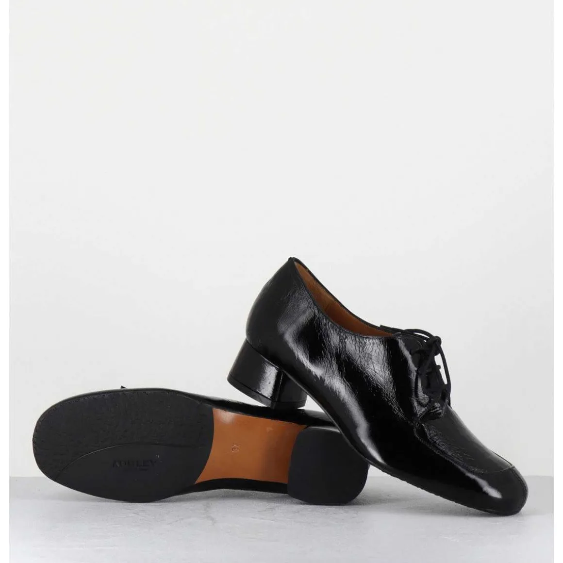 Derbies En Cuir Noir Petit Talon - Monica Black Malory