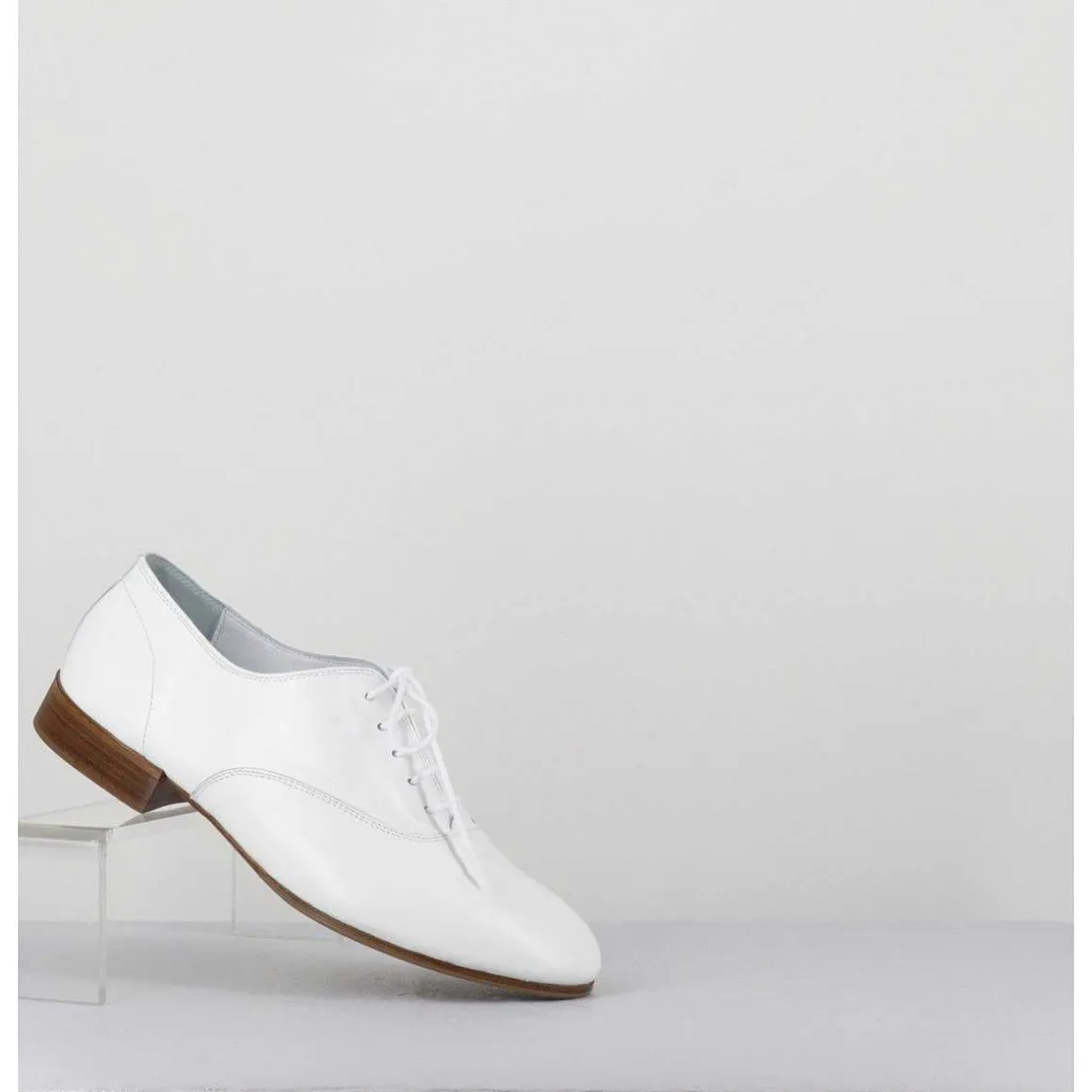 Derbies Minimalistes En Cuir Souple Blanc - Stja Cow White