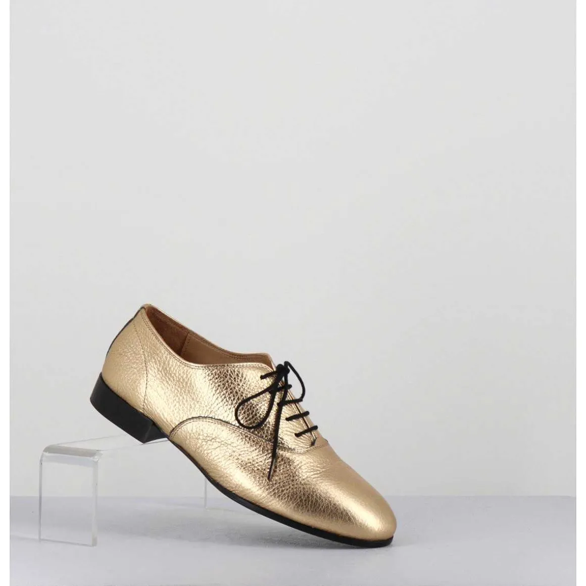 Derbies Minimalistes En Cuir Dore - Stja Cow Platino
