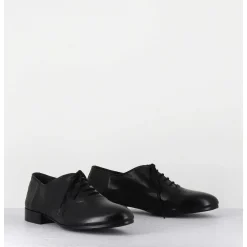 Derbies Minimalistes En Cuir Souple Noir - Stja Cow Black