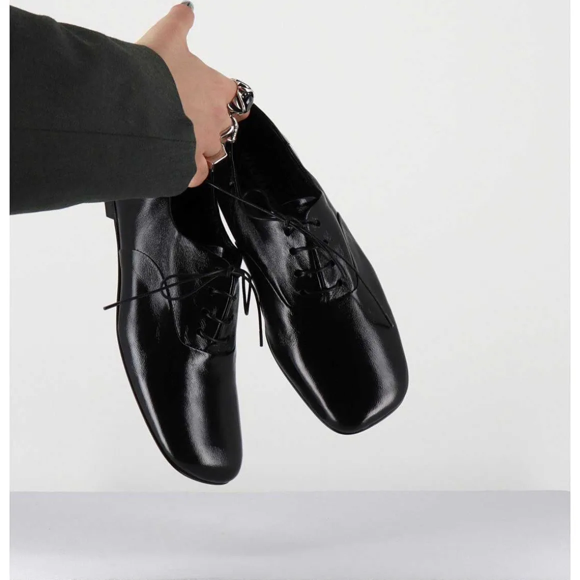 Derbies Plats En Cuir Souple Noir - Maya 04 Glaze Nero