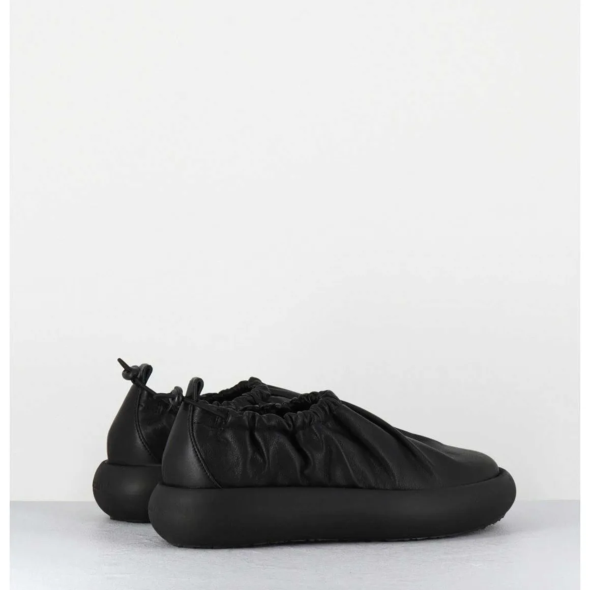 Elastic Donut Shoe Cuir Noir - 1C6854D Travel Black