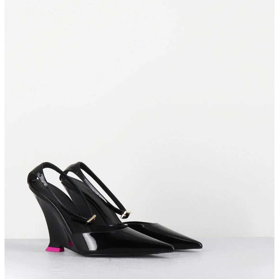 Escarpins Bout Pointu Vernis Noir Talon Compense Y2K -Clea Patent Black