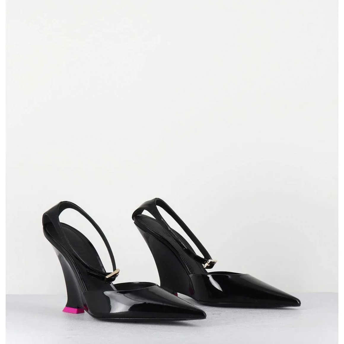 Escarpins Bout Pointu Vernis Noir Talon Compense Y2K -Clea Patent Black