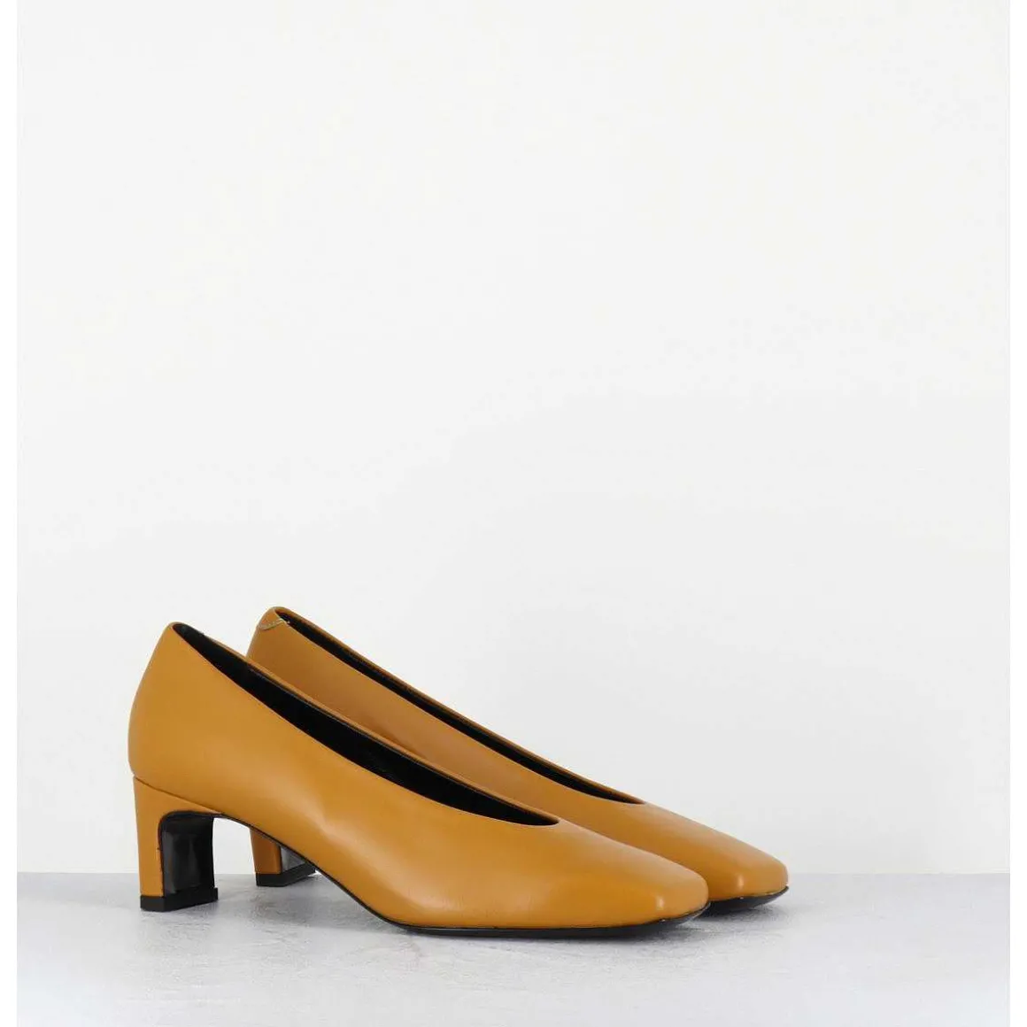 Escarpins Petit Talon Bout Carre En Cuir Jaune - Santi Ocra Cowhide