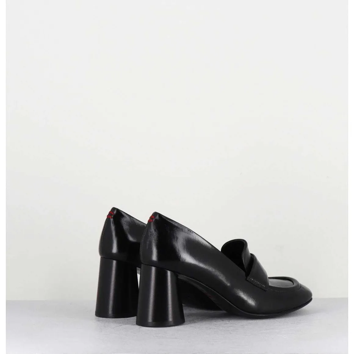 Mocassins A Talon En Cuir Noir - Ace03 Nero