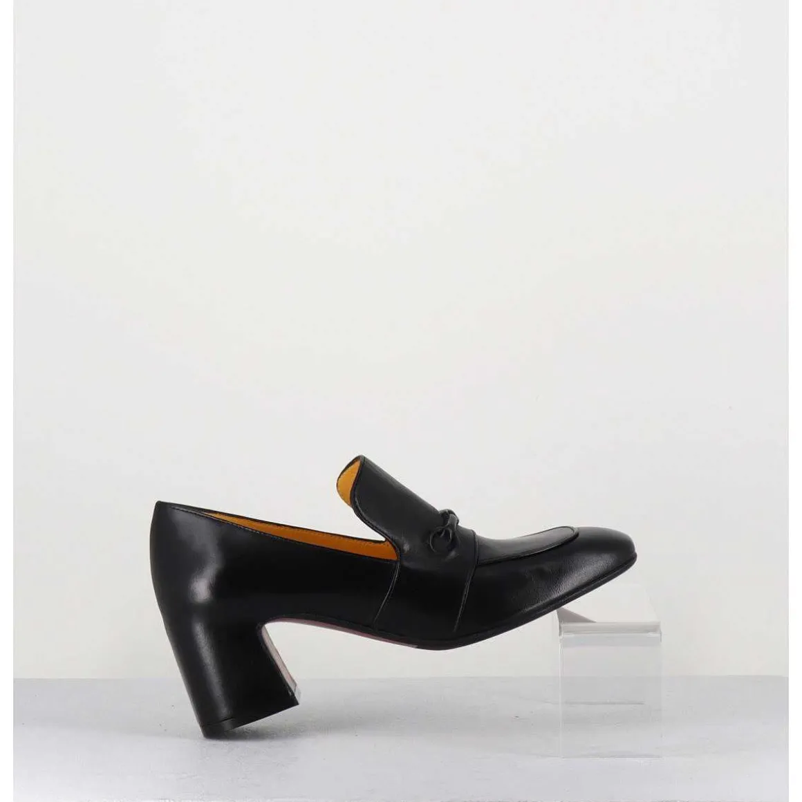 Mocassins A Talon 70S En Cuir Noir Bout Carre - F511 Seta Black