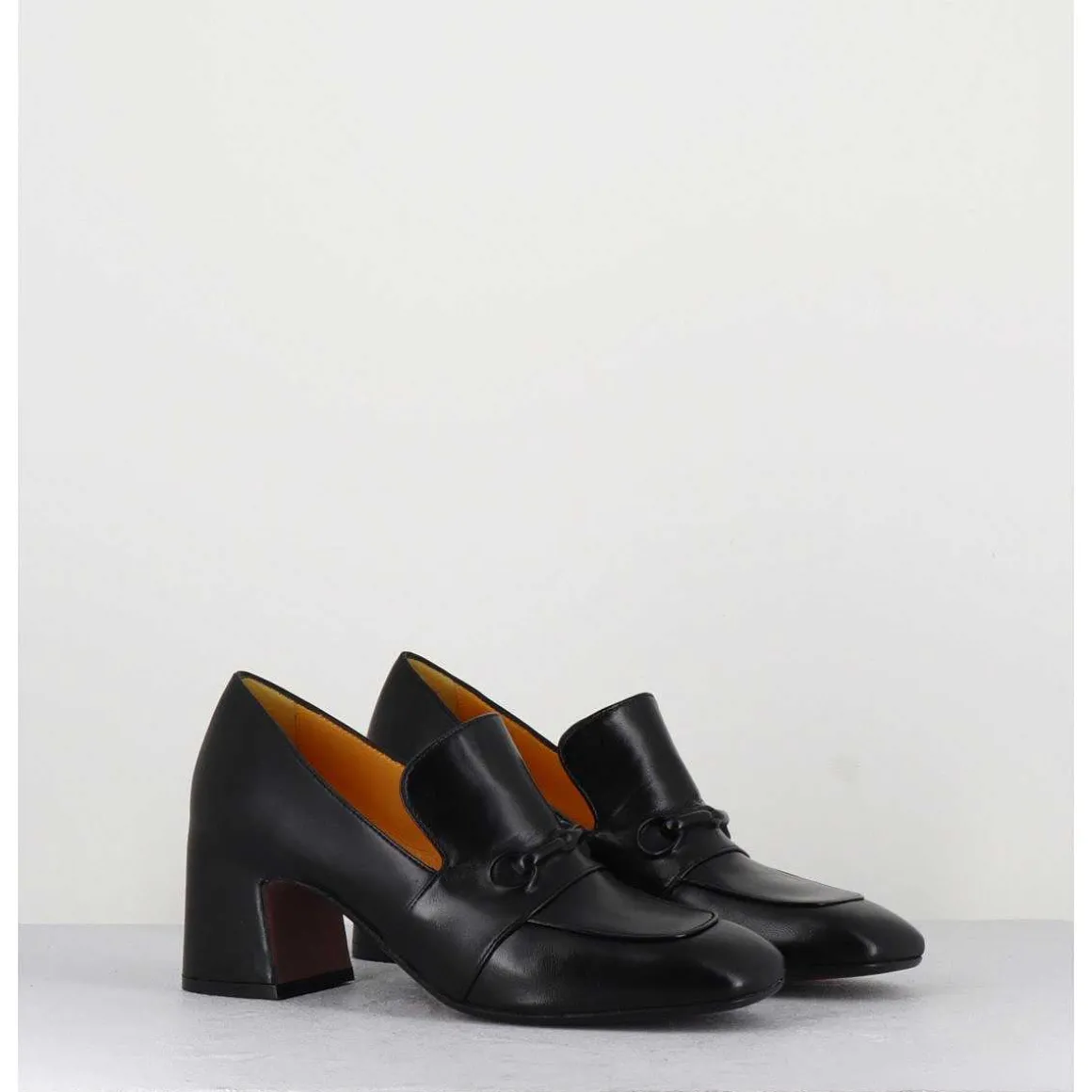Mocassins A Talon 70S En Cuir Noir Bout Carre - F511 Seta Black