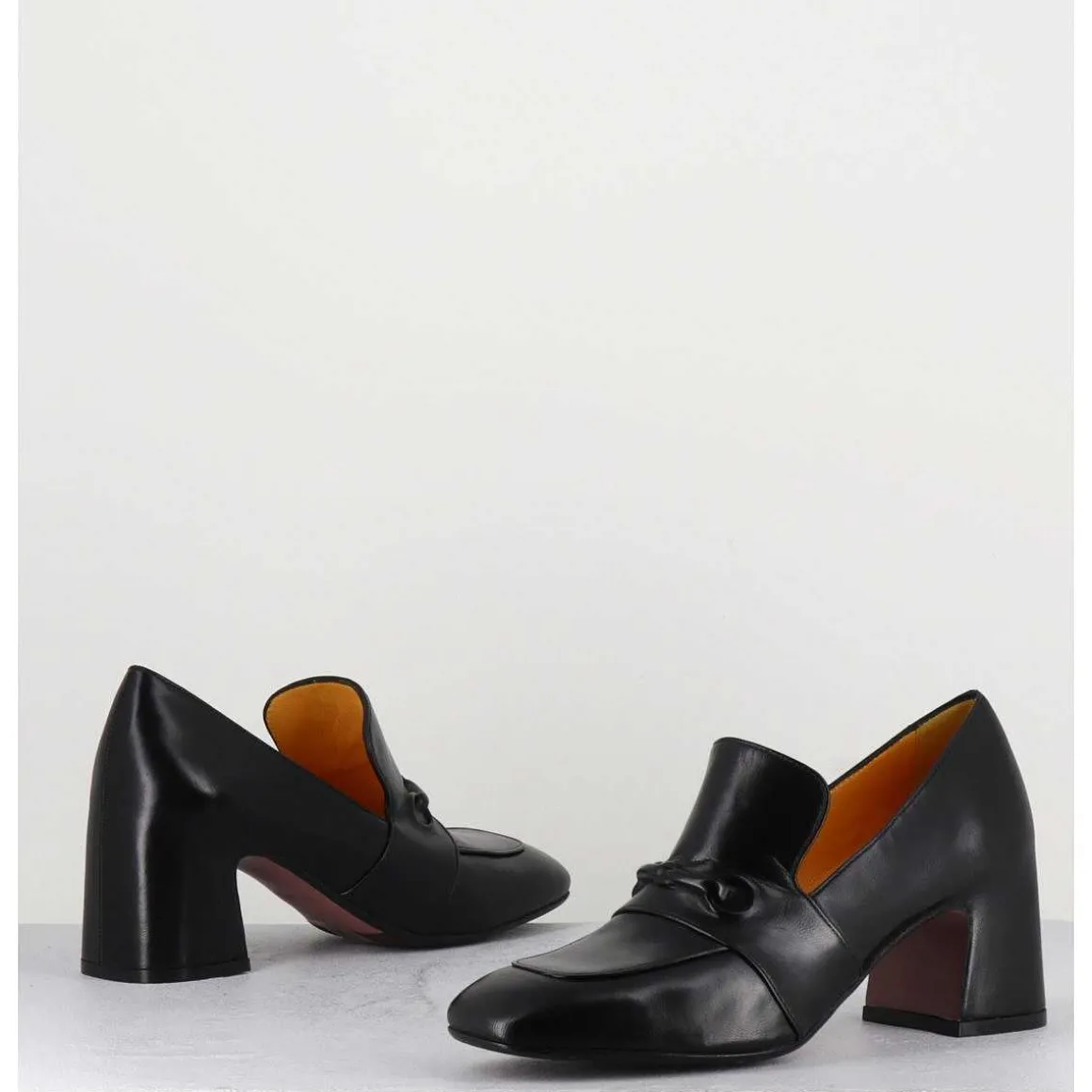 Mocassins A Talon 70S En Cuir Noir Bout Carre - F511 Seta Black