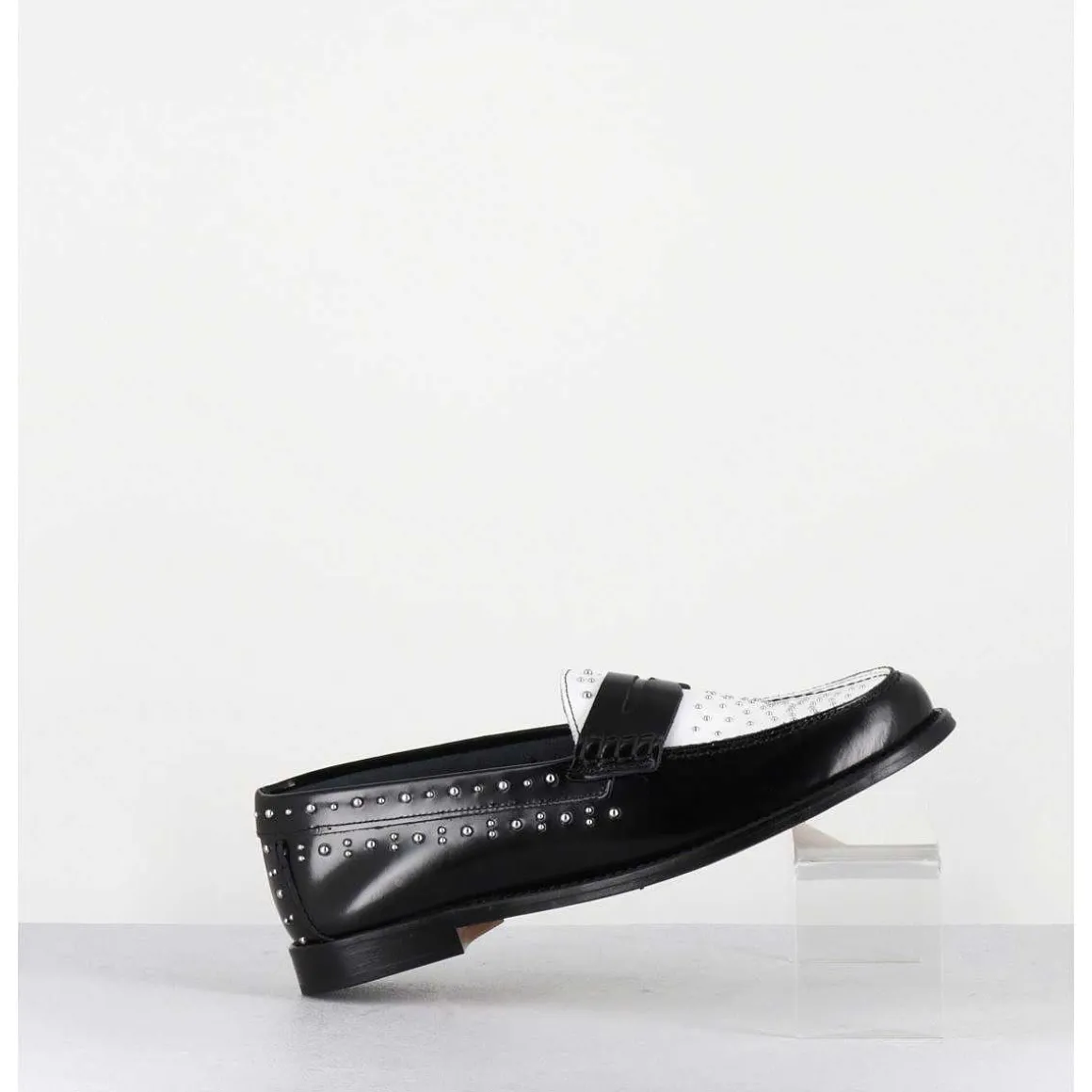 Mocassins Bi-Colores Noir & Blanc Cloutes - Ilay Abra Nero Bianco