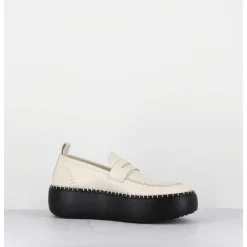 Mocassins Cuir Blanc & Semelle Gomme Noire - A66C Off White