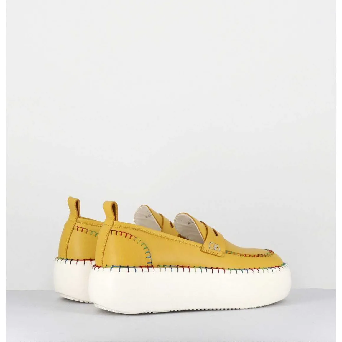 Mocassins Cuir Jaune Avec Surpiqures Multico - A66C Happy Giallo
