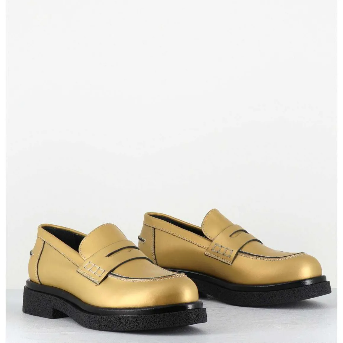 Mocassins En Cuir Dore Mat Semelle Legere - Al100 Old Metal