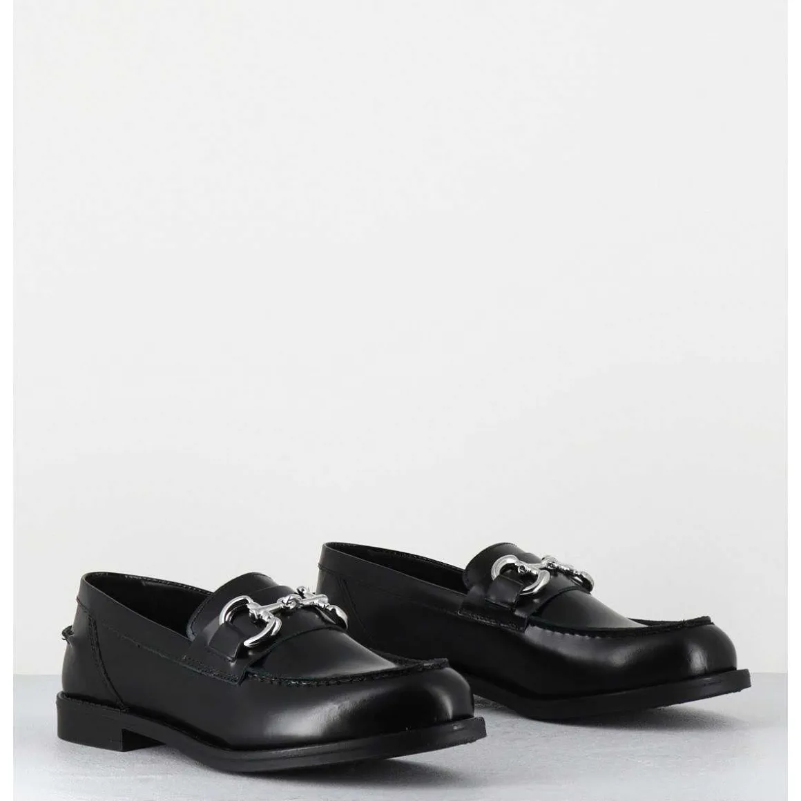Mocassins En Cuir Glace Noir & Mors Argent - Al104 Abrasivato Nero