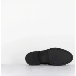 Mocassins En Cuir Noir & Rivets Argent Semelle Gomme - Aversa Abra Nero