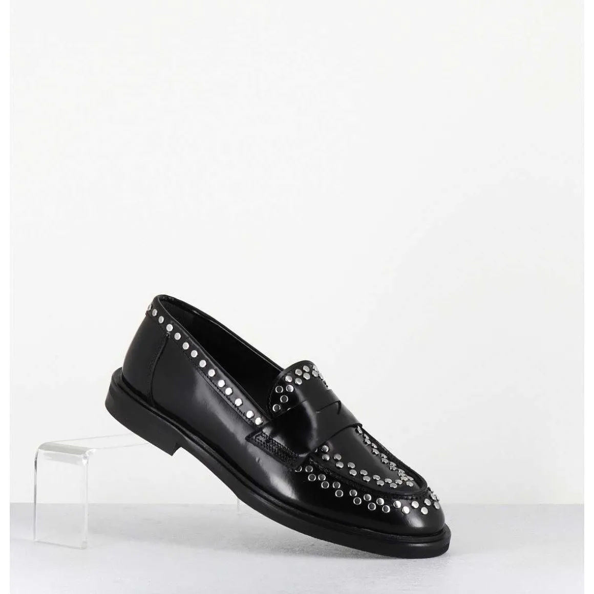 Mocassins En Cuir Noir & Rivets Argent Semelle Gomme - Aversa Abra Nero