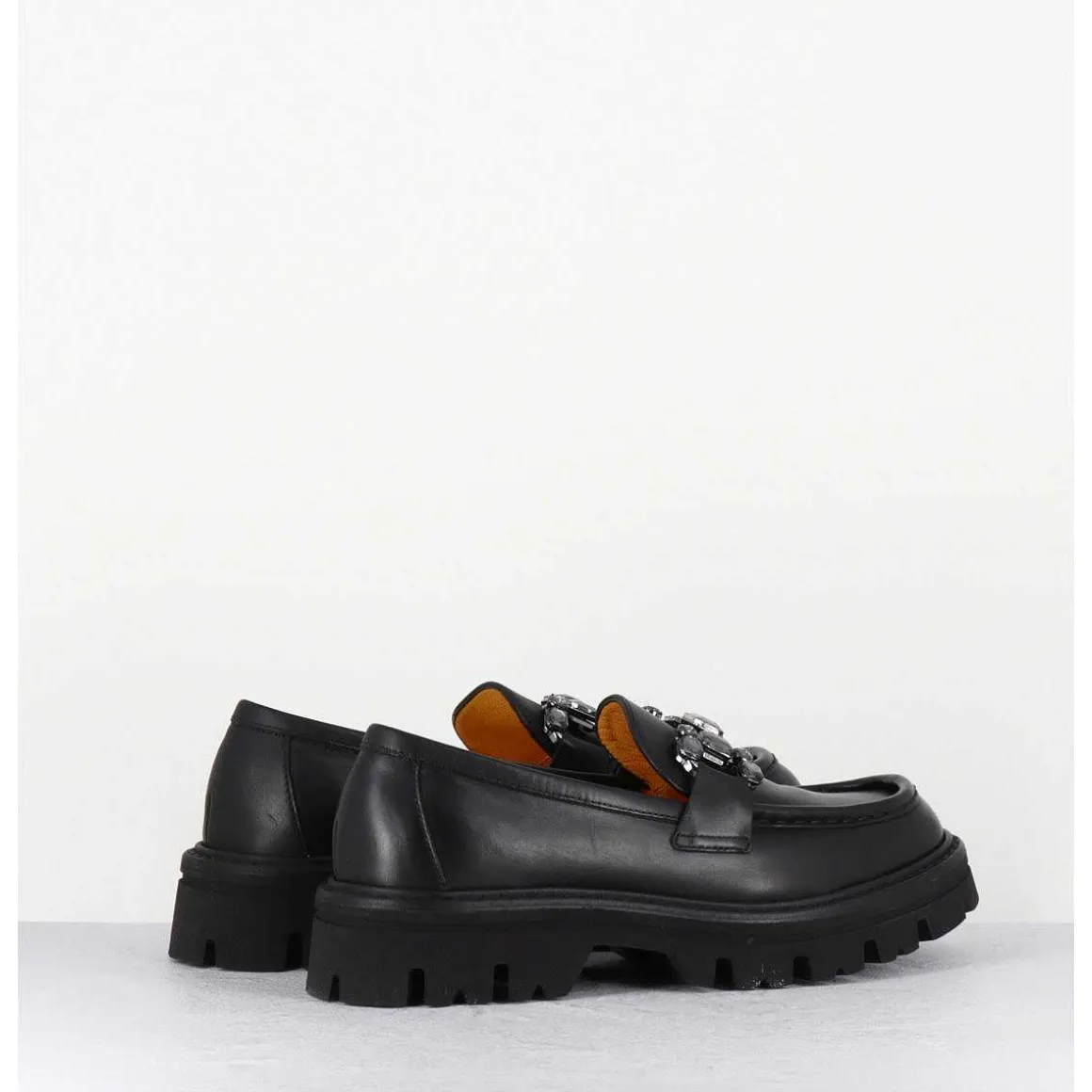 Mocassins En Cuir Souple Noir Semelle Epaisse & Bijoux - W201465 Race Nero