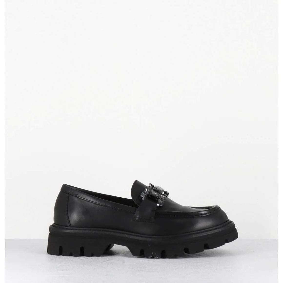 Mocassins En Cuir Souple Noir Semelle Epaisse & Bijoux - W201465 Race Nero