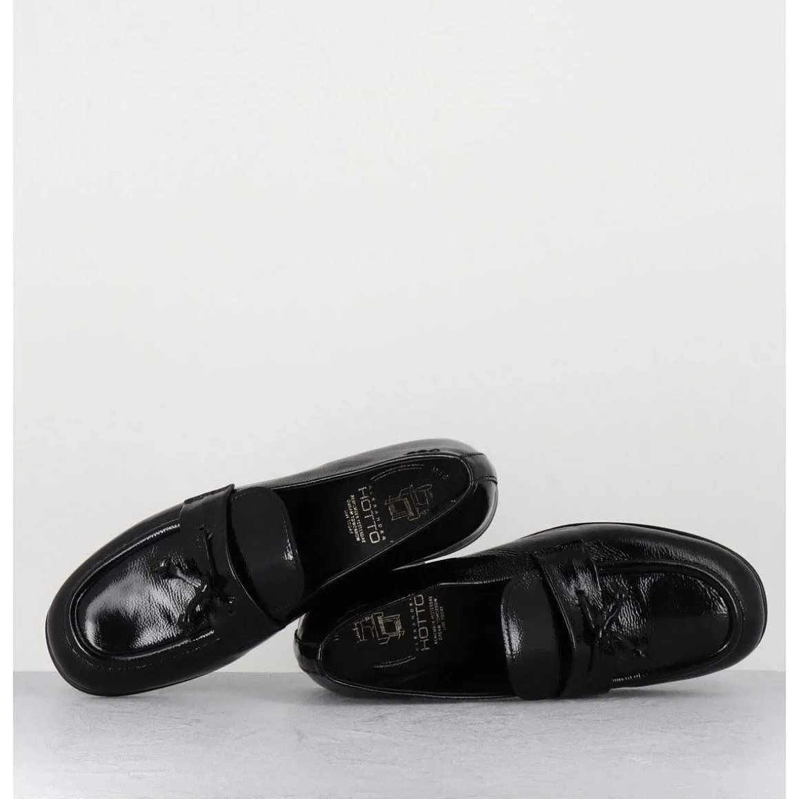 Mocassins En Cuir Vernis Noir Souple - 60264 Naplak Nero