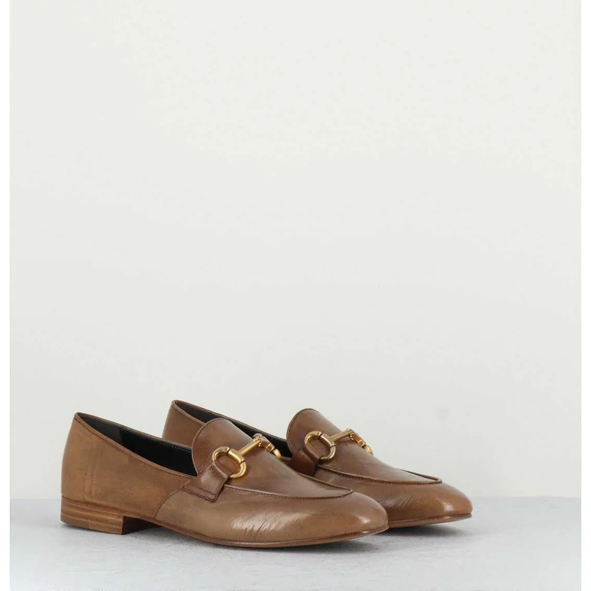 Mocassins Plats En Cuir Souple Camel & Mors Dore - N125 Cuoio