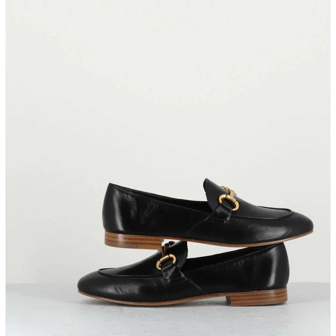 Mocassins Plats En Cuir Souple Noir & Mors Dore - N125 Nero