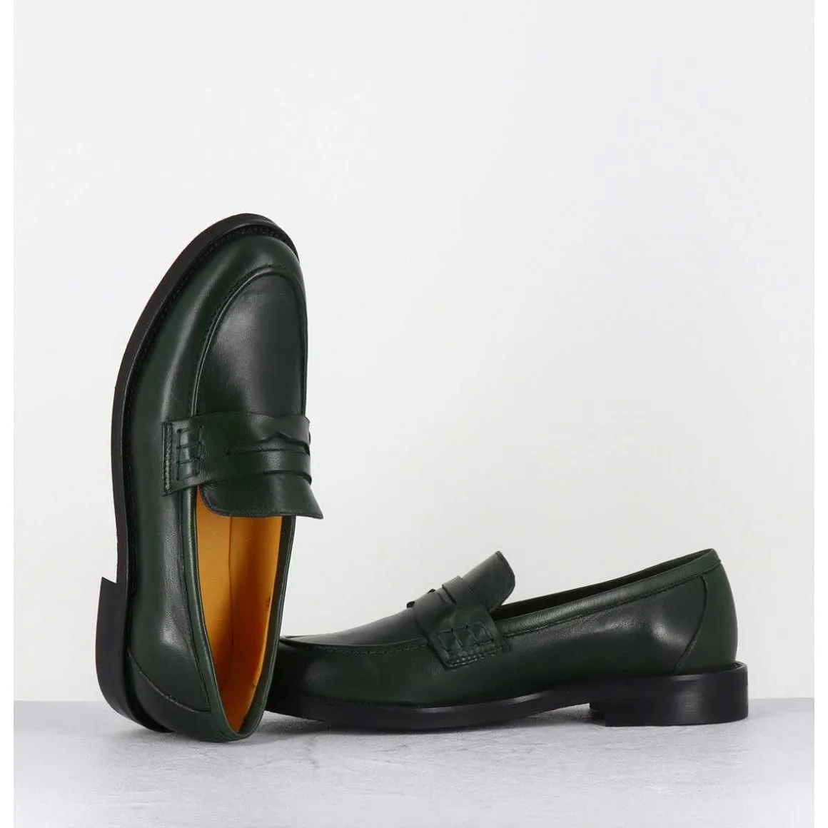 Mocassins Plats En Cuir Souple Vert Fonce - P906 Seta Muschio