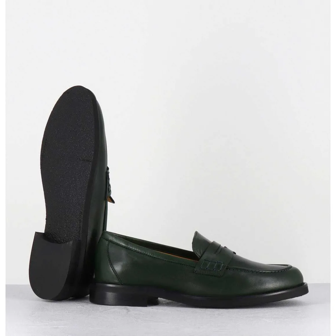 Mocassins Plats En Cuir Souple Vert Fonce - P906 Seta Muschio