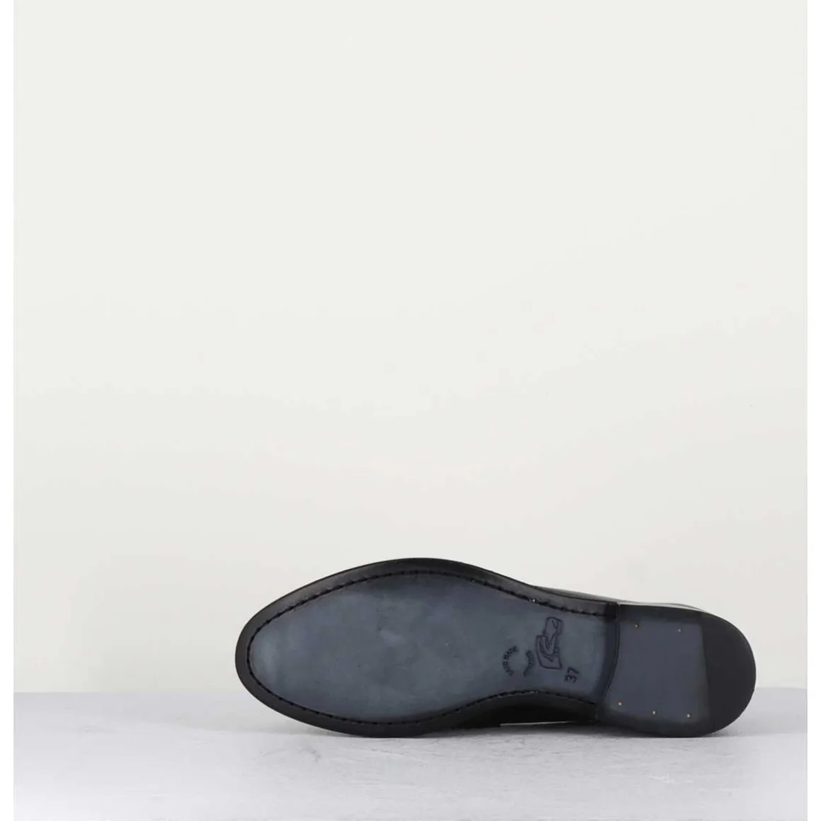 Mocassins Plats En Cuir Souple Noir- Dunia 80013 Black