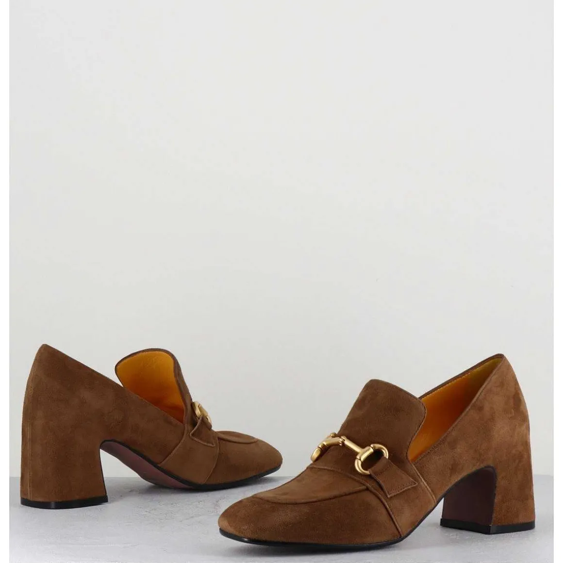 Mocassins 70S A Talon En Daim Camel Bout Carre - Acero