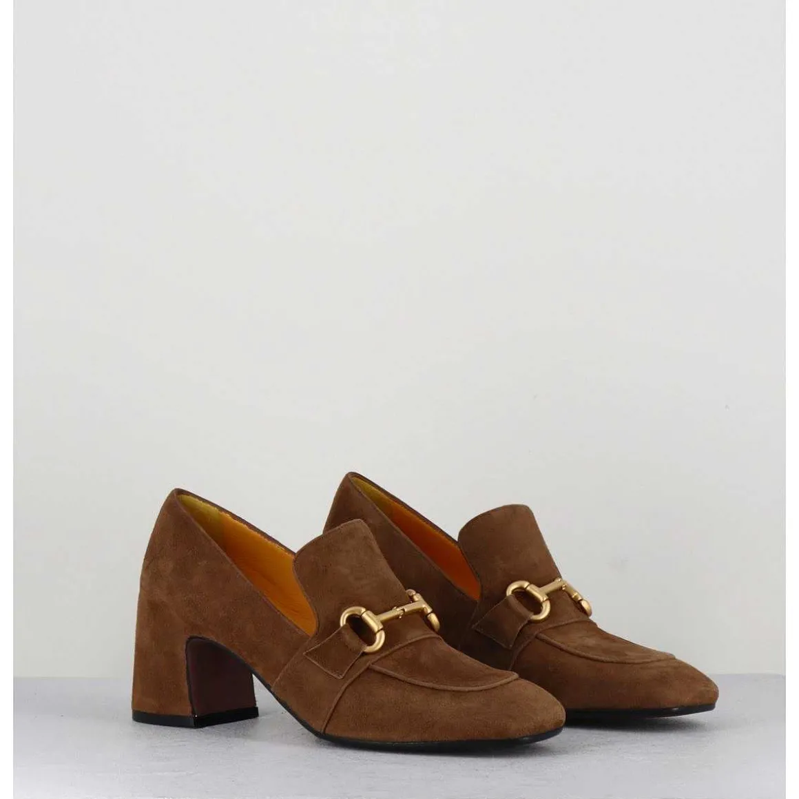 Mocassins 70S A Talon En Daim Camel Bout Carre - Acero