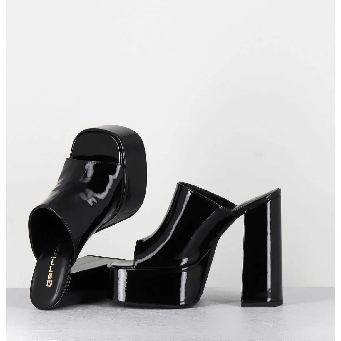 Mules A Haute Plateforme Cuir Vernis Noir - Marchi Vernice Nero