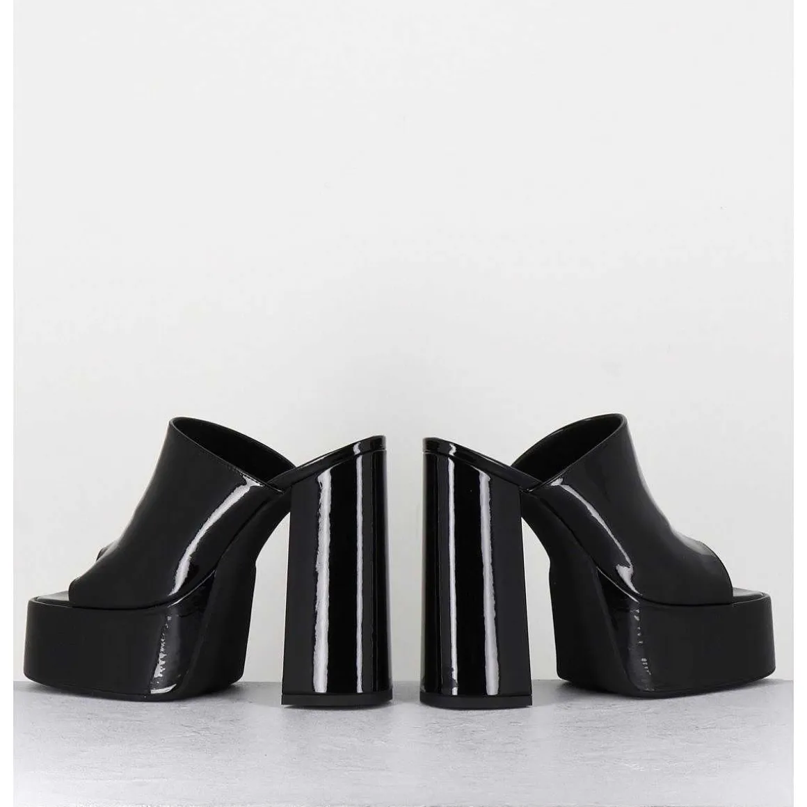 Mules A Haute Plateforme Cuir Vernis Noir - Marchi Vernice Nero