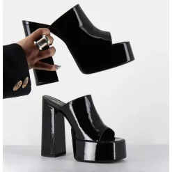Mules A Haute Plateforme Cuir Vernis Noir - Marchi Vernice Nero