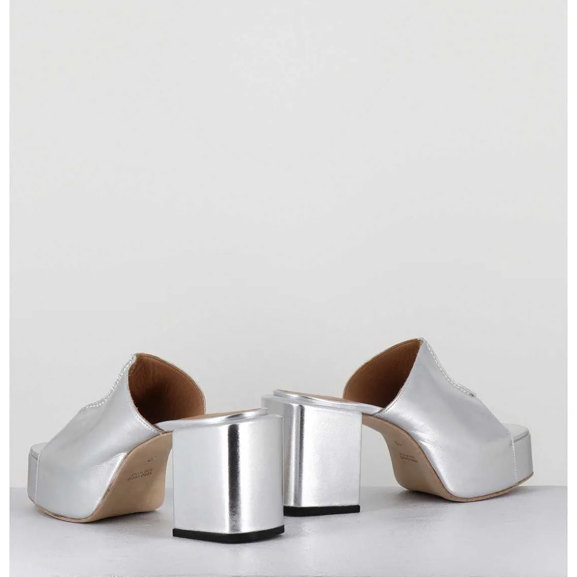 Mules A Plateforme En Cuir Metallise Argent - 1Gs444 Rabat Argento